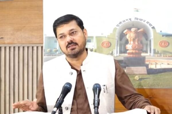 सदन मे लगातार गूंजे अनुज के सवाल,आरक्षक भर्ती प्रक्रिया,प्रधानमंत्री आवास,अंबेडकर अस्पताल पार्किंग ठेका,मुख्यमंत्री ग्राम सड़क योजना के संबंध मे किये सवाल…